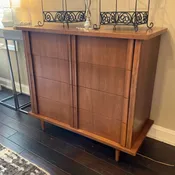 American of Martinsville Chest (R)