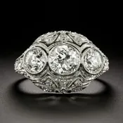 Edwardian Three-Stone Diamond Ring
