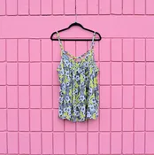 #121 2X (2) Torrid Neon Yellow Rose Floral Top