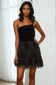 Akira Skirt – Raven’s Nest