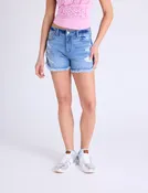 4" MEDIUM WASH EXTREME FRAY SHORTS