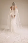 3D Floral Embellished Veil