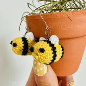 Crochet Busy Bee Dangles