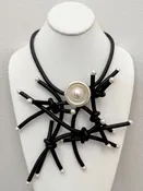 22304 JEFF LEIB RUBBER PEARL NECKLACE