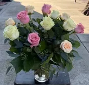 1 DOZEN ROSES MIXED COLORS