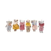 Plush Animal in Ruff Collar