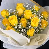 1 dozen yellow roses bouquet