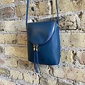 Crossbody Leather Bag — A Pied Shoe Boutique