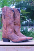 Laredo: Cross Snip Toe Boots, Brown
