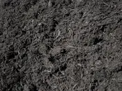 Mulch, Dark Pine Full Yard Dyed