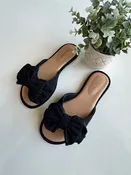 Black bow sandal