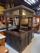 5' 6" Celtic Pub Bar —  .