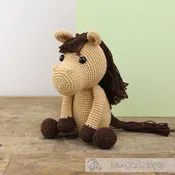 Hardicraft DIY Crochet Kit – Morgan Horse Stuffed Animal Kit