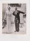 Edward abdicates  for the woman he loves — Custodians of History