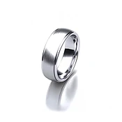 Line Edge Gold Men's Wedding Band