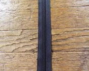#5 Coil Chain Nylon Zipper – black or white