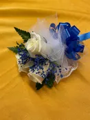 3 ROSES
