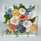 Resin Tablet Floral Keepsake