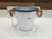 10" Beach Tin