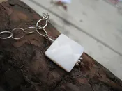 Easy Breezy Bracelet With Faceted Mother of Pearl