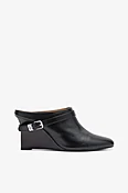 Kat Slim Mule in Black
