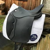 Pegasus Claudia Dressage Saddle in "New" Waxy Bridle Leather