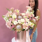 Blush Protea Dream.      The photo shows a deluxe size.