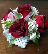 Upgraded Red Rose &amp;amp; White Pearl Wristlet