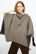 Alpaca Short Poncho in Beige