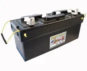 13-4-1  8 Volt Marine Battery