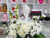 ALL WHITE - ANGEL SYMPATHY ARRANGEMENT