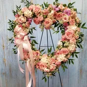 Classic Rose Garden Heart