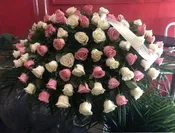 Elegant Pink & White Rose Arrangement - Perfect Floral Gift for Any Occasion — A1 Flowers