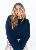 Calm Reader Pullover