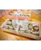 12 CHOCOLATE COVERED STRAWBERRIES