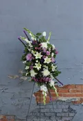 LILAC & LACE EASEL