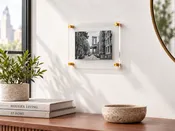 Acrylic Floating Frame 5"x7" Wall Mount