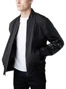 Carl Bomber - Black