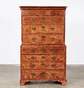 18th c. Burled Walnut Chest on Chest