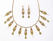 American 14kt Gold Necklace &amp;amp; Pair of Earrings en Suite
