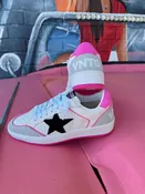 Delma Pink And Black Star Sneaker