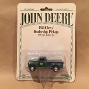 Ertl John Deere 1950 Chevy Dealership Pickup Collectable Die Cast Metal Toy