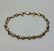 10K Black Hills Gold Leaf Link 7.5" Bracelet (6.3g)