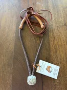5/16″ Center Tie, Kangaroo/Rawhide Heel Knot