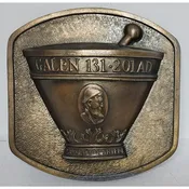 1979 Chlor‑Trimeton Brass Mortar & Pestle Plaque w/ Stand – VTG Pharmacy History