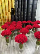 1500 Luxe Signature Bouquets in Glass Vases