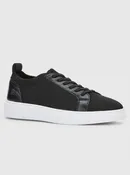 Fly Knit Sneaker