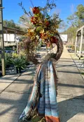 RUSTIC WREATH WITH THROW