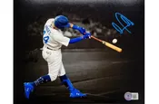 Andy Pages signed Dodgers 8×10 photo (Beckett authenticated)