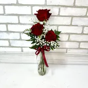 Classic Three Red Roses